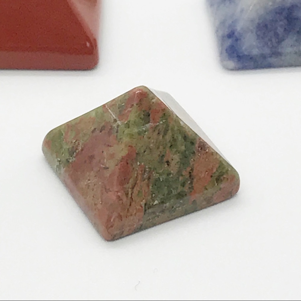 7-Pc Natural Crystal Quartz Healing Stone Set NWOT - Picture 7 of 7